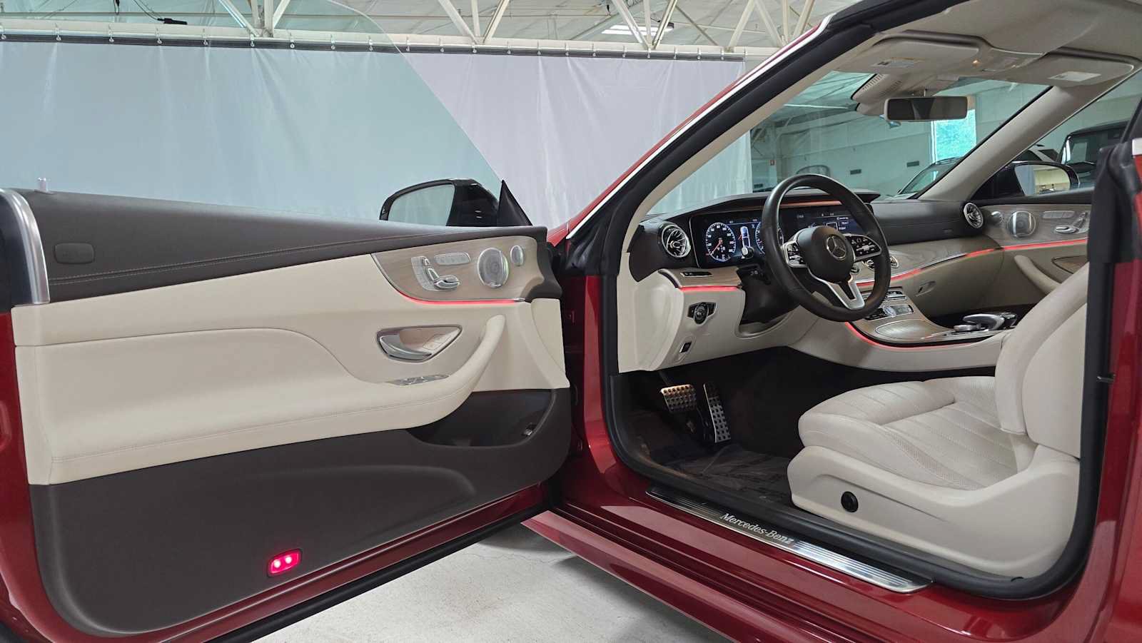Used 2020 Mercedes-Benz E 450 4MATIC Cabriolet image 17