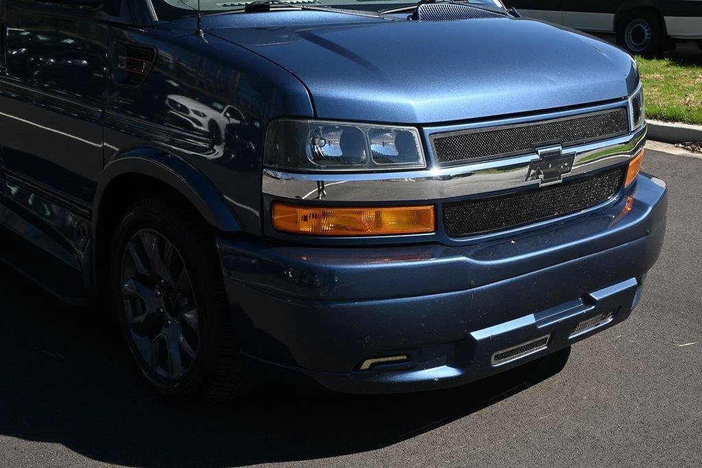 Used 2023 Chevrolet Express 2500 Extended RWD image 30