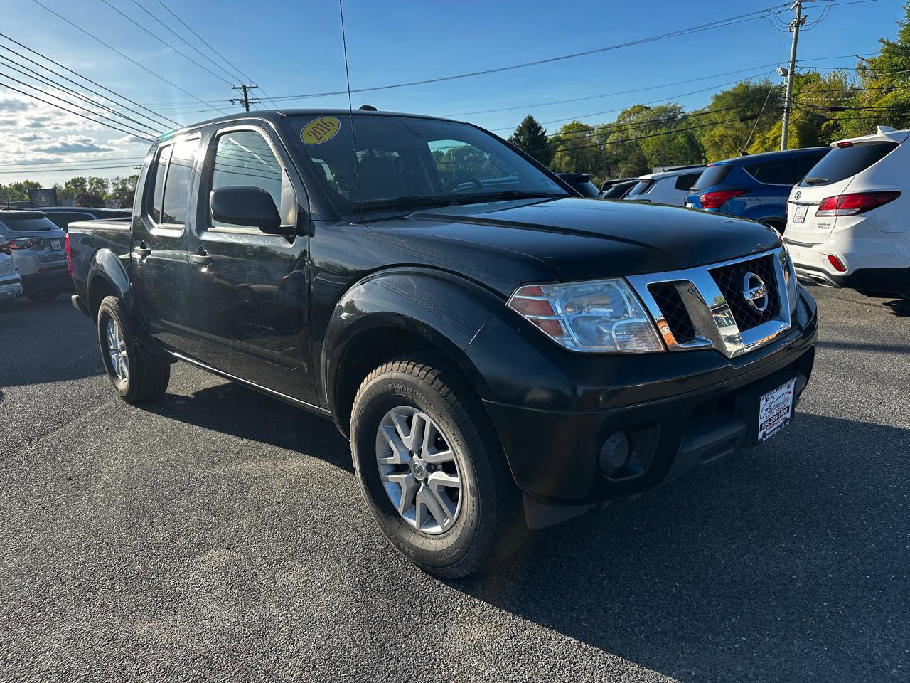 Used 2016 Nissan Frontier SV AWD/4WD image 3