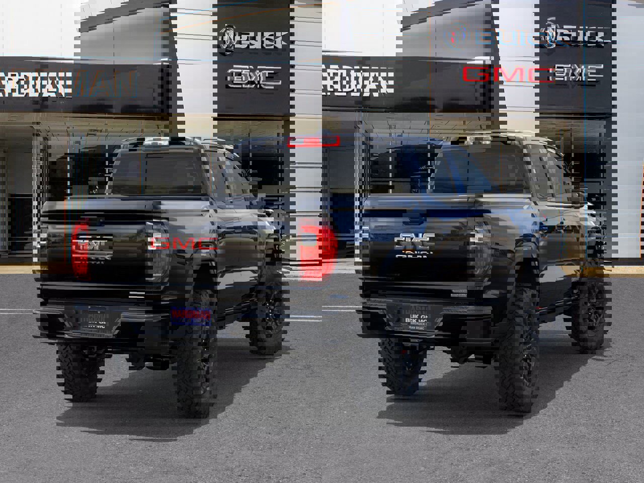 New 2025 GMC Canyon Elevation w/ Convenience Package image 4