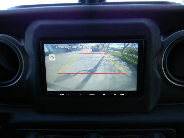 Used 2018 Jeep Wrangler Unlimited Sport S AWD/4WD image 14