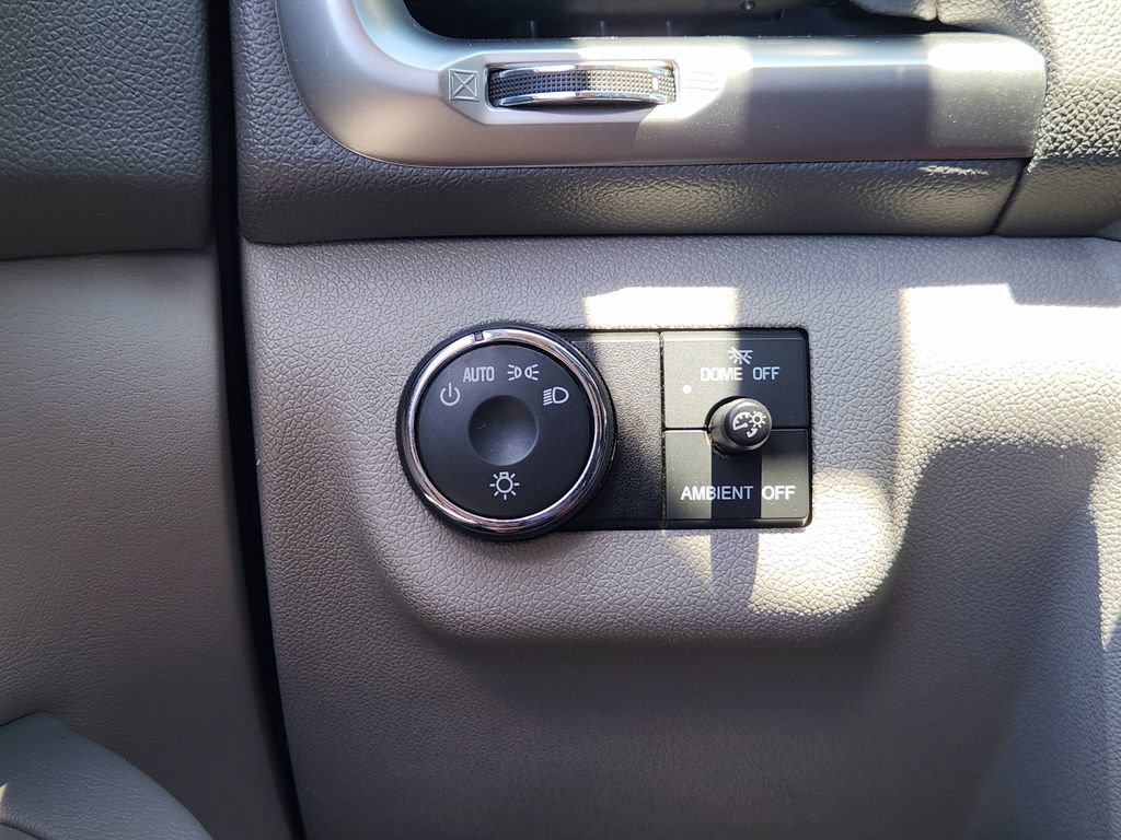 Used 2016 GMC Acadia SLE FWD image 20