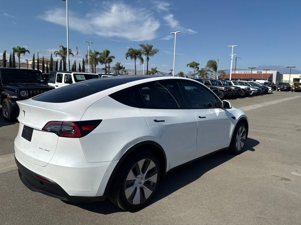 Used 2021 Tesla Model Y Long Range AWD/4WD image 8