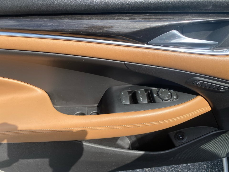 Used 2017 Buick LaCrosse Premium image 36