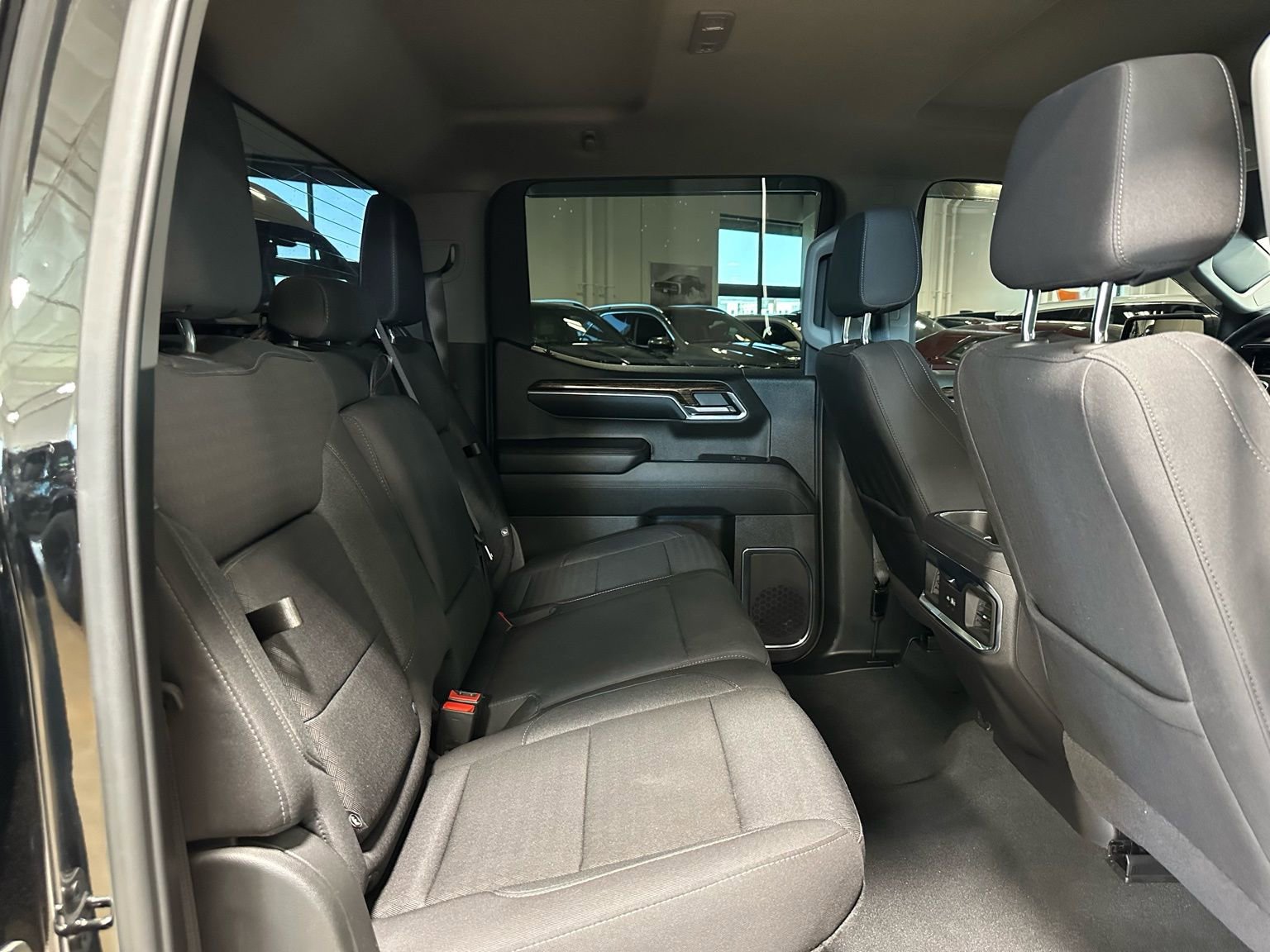 Used 2024 GMC Sierra 1500 Elevation image 34