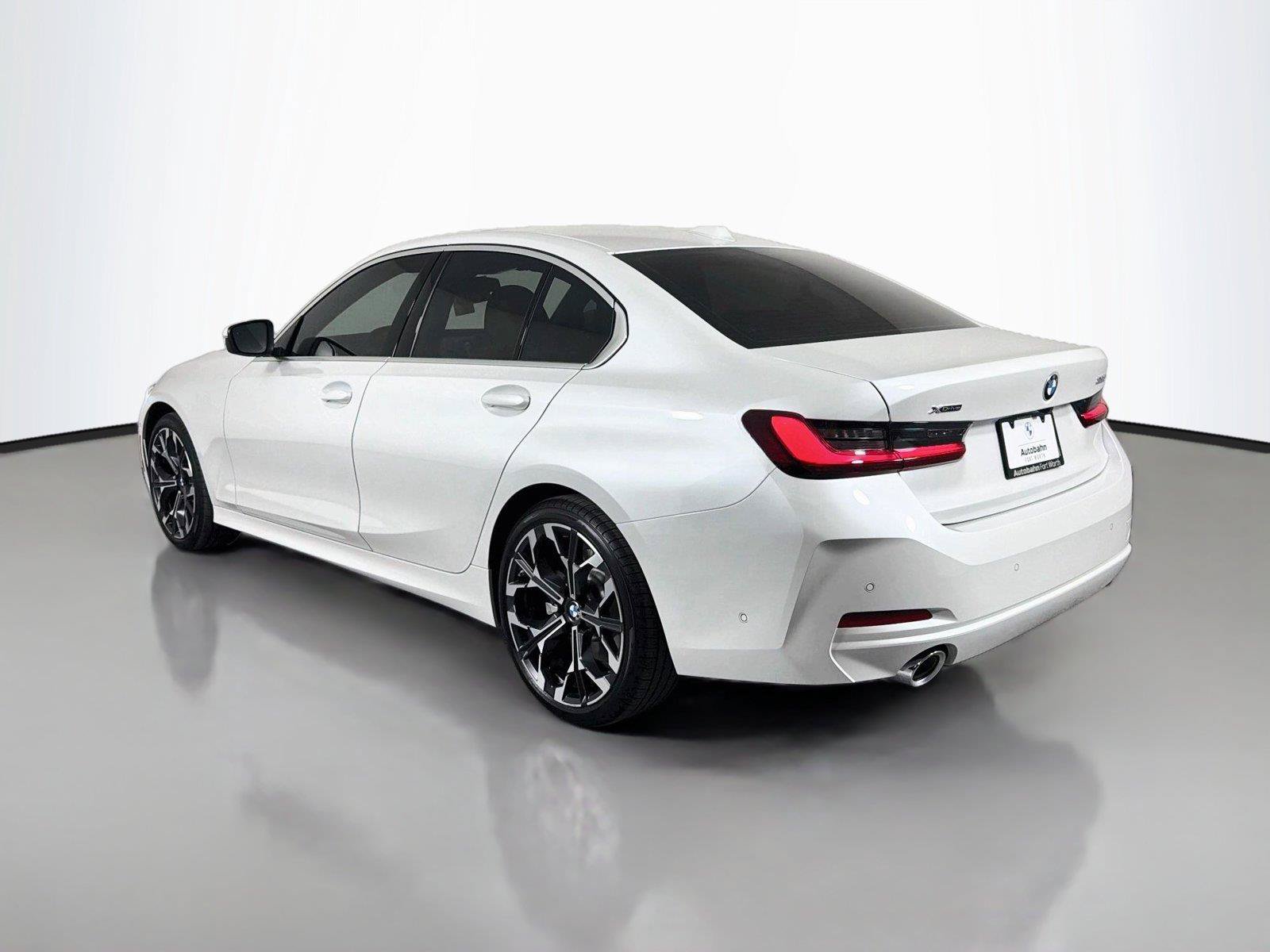 New 2026 BMW 330i xDrive Sedan w/ Convenience Package AWD/4WD image 7