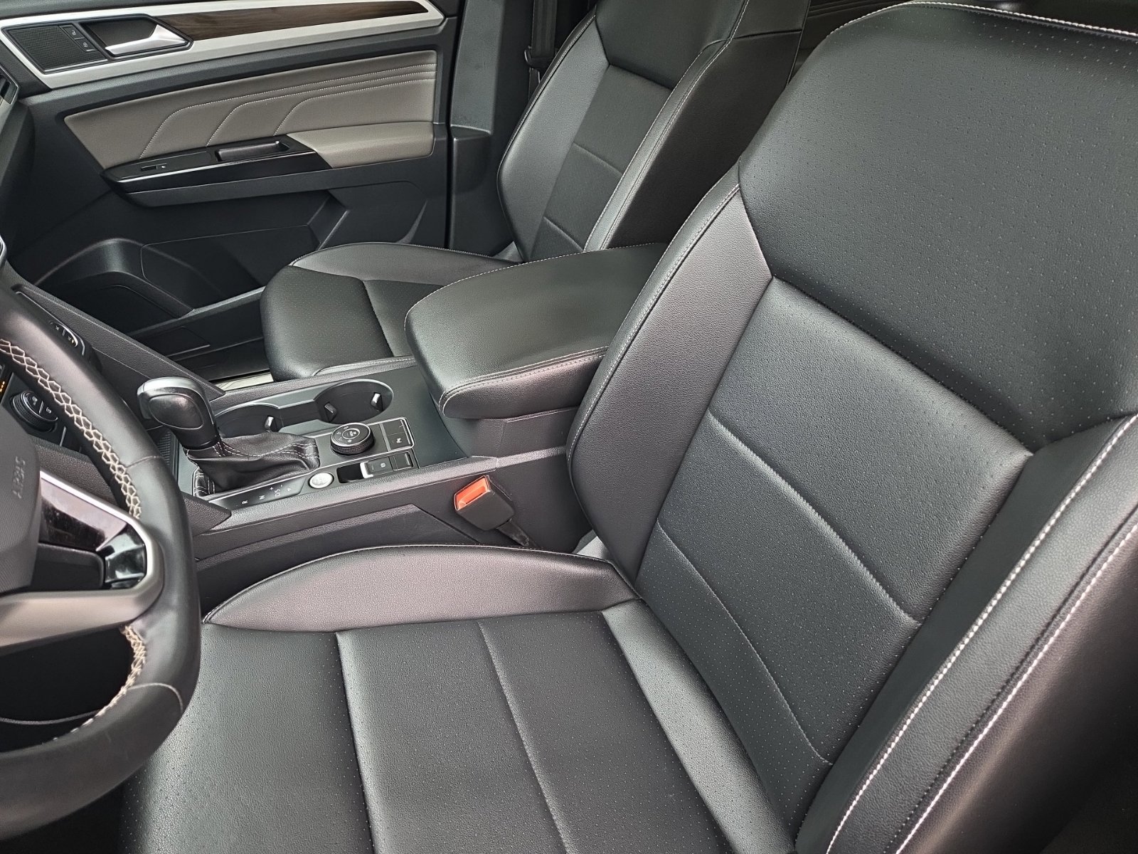 Used 2021 Volkswagen Atlas SE w/ Panoramic Sunroof Package AWD/4WD image 24