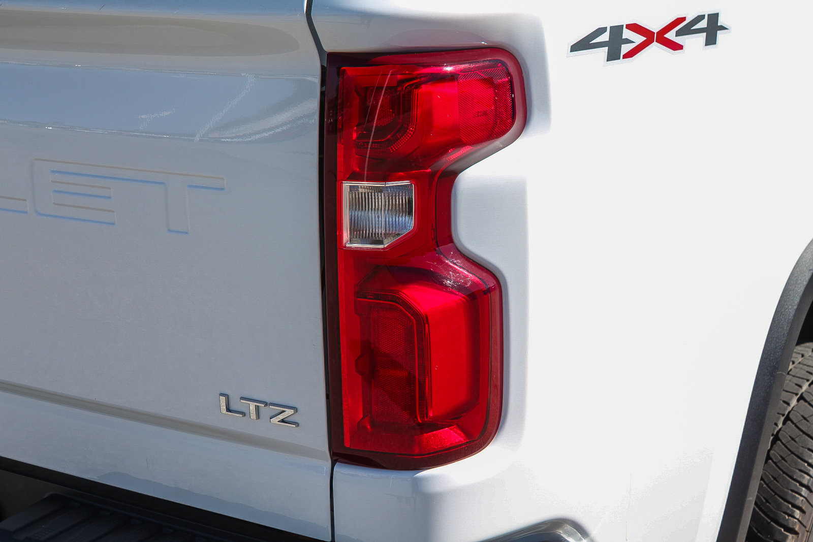 Used 2024 Chevrolet Silverado 2500 LTZ image 10