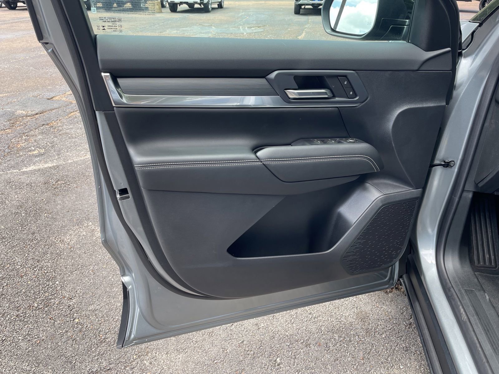 New 2026 GMC Terrain Elevation w/ Black Edition FWD image 11