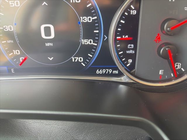 Used 2022 Chevrolet Blazer RS w/ Driver Confidence II Package FWD image 11