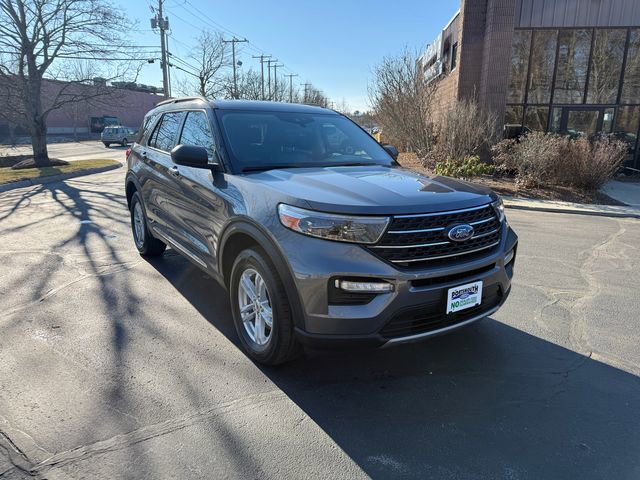 Used 2022 Ford Explorer XLT w/ Equipment Group 202A image 21