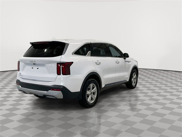 Used 2025 Kia Sorento LX image 10