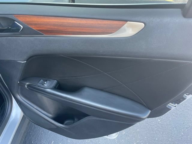 Used 2018 Lincoln MKC Reserve w/ Lincoln MKC Climate Package FWD image 50