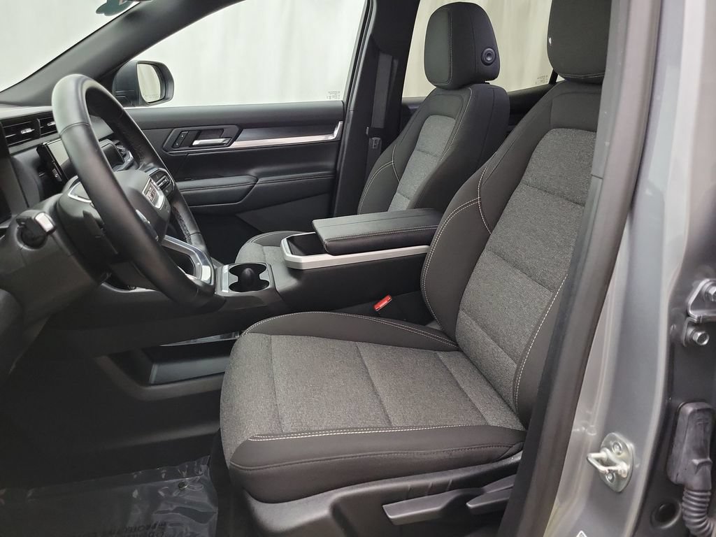 Certified 2026 GMC Terrain Elevation AWD/4WD image 9