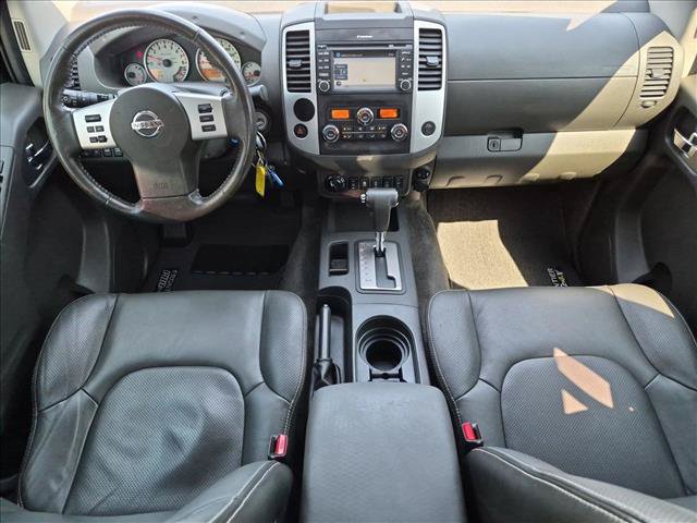 Used 2017 Nissan Frontier PRO-4X w/ Pro-4x Luxury Package AWD/4WD image 18