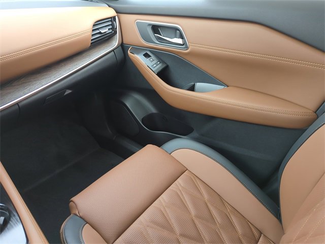 New 2026 Nissan Rogue Platinum w/ Platinum Premium Package image 25