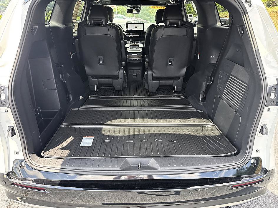 Certified 2026 Toyota Sienna Platinum AWD/4WD image 25