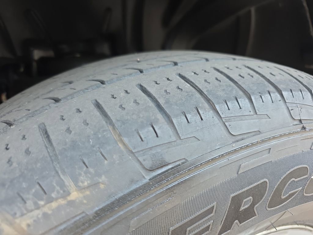 Used 2021 RAM 1500 Classic SLT image 28