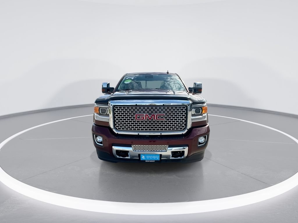 Certified 2015 GMC Sierra 2500 Denali w/ Duramax Plus Package AWD/4WD image 3