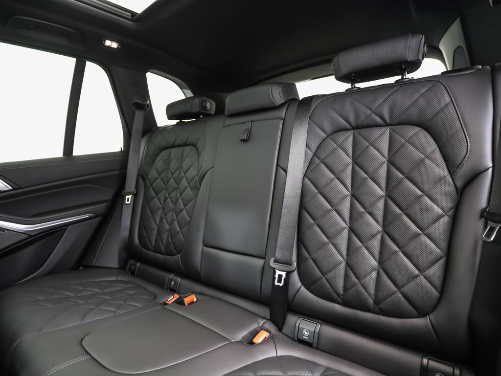 New 2026 BMW X5 xDrive40i w/ M Sport Package image 23