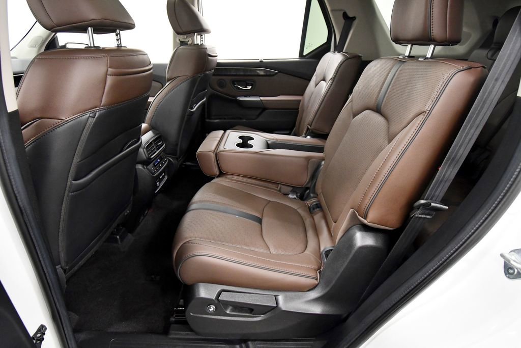 Certified 2023 Honda Pilot Elite image 12