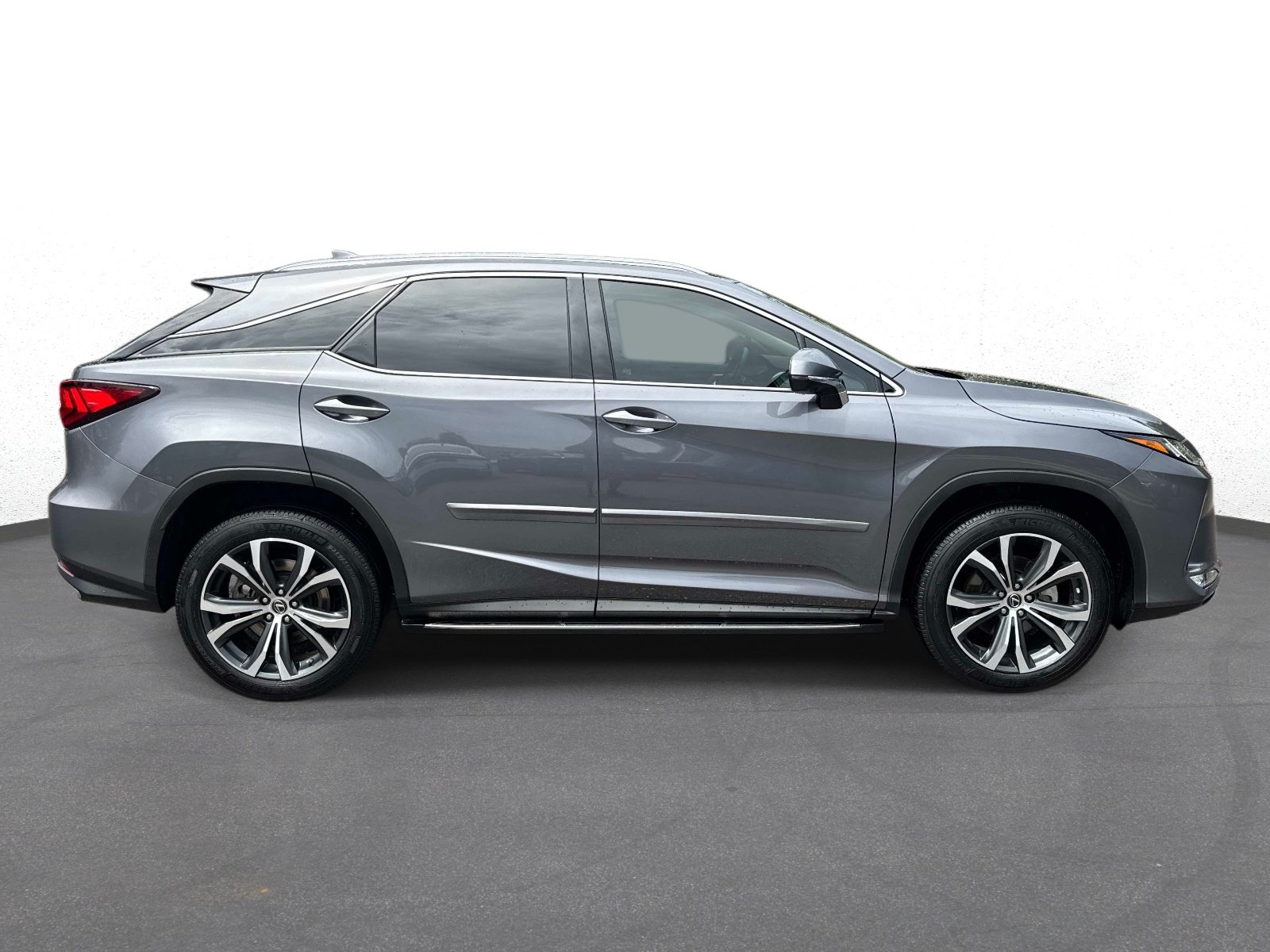 Certified 2022 Lexus RX 350 FWD w/ Premium Package image 2