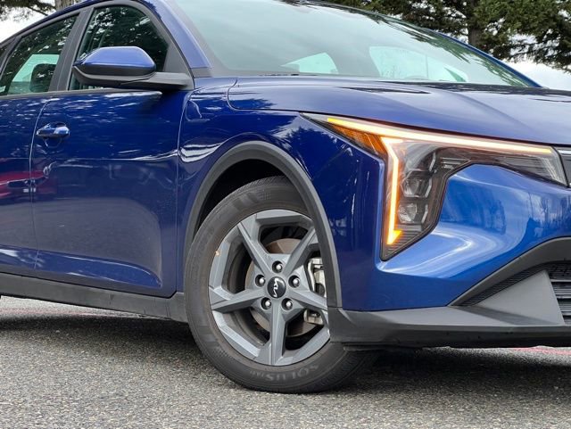 Certified 2025 Kia K4 LXS image 2