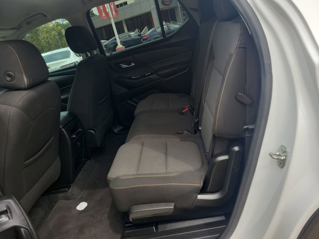 Used 2020 Chevrolet Traverse LS w/ LPO, Blackout Package image 17