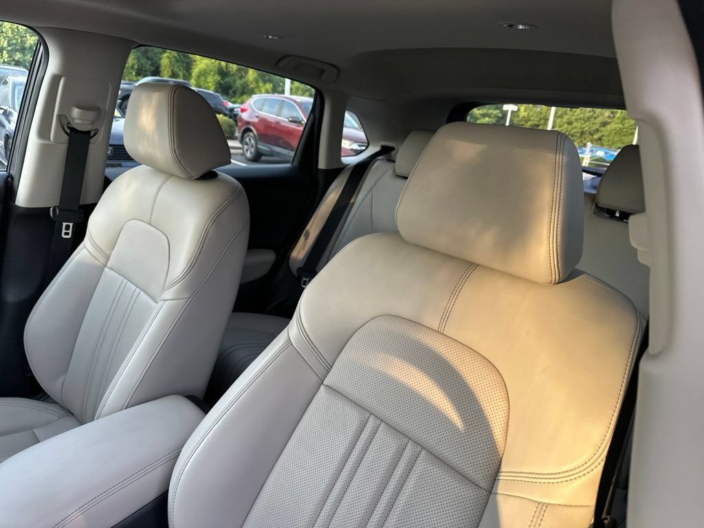 Certified 2025 Honda HR-V EX-L image 23