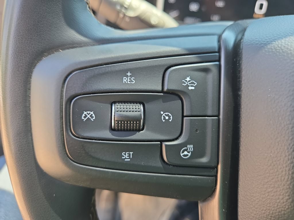 Used 2025 GMC Sierra 2500 AT4 AWD/4WD image 17