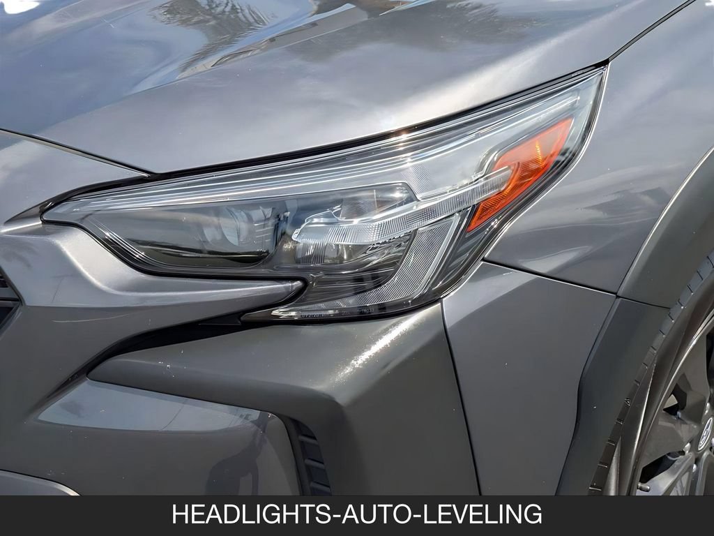 Used 2025 Subaru Outback Onyx Edition AWD/4WD image 11
