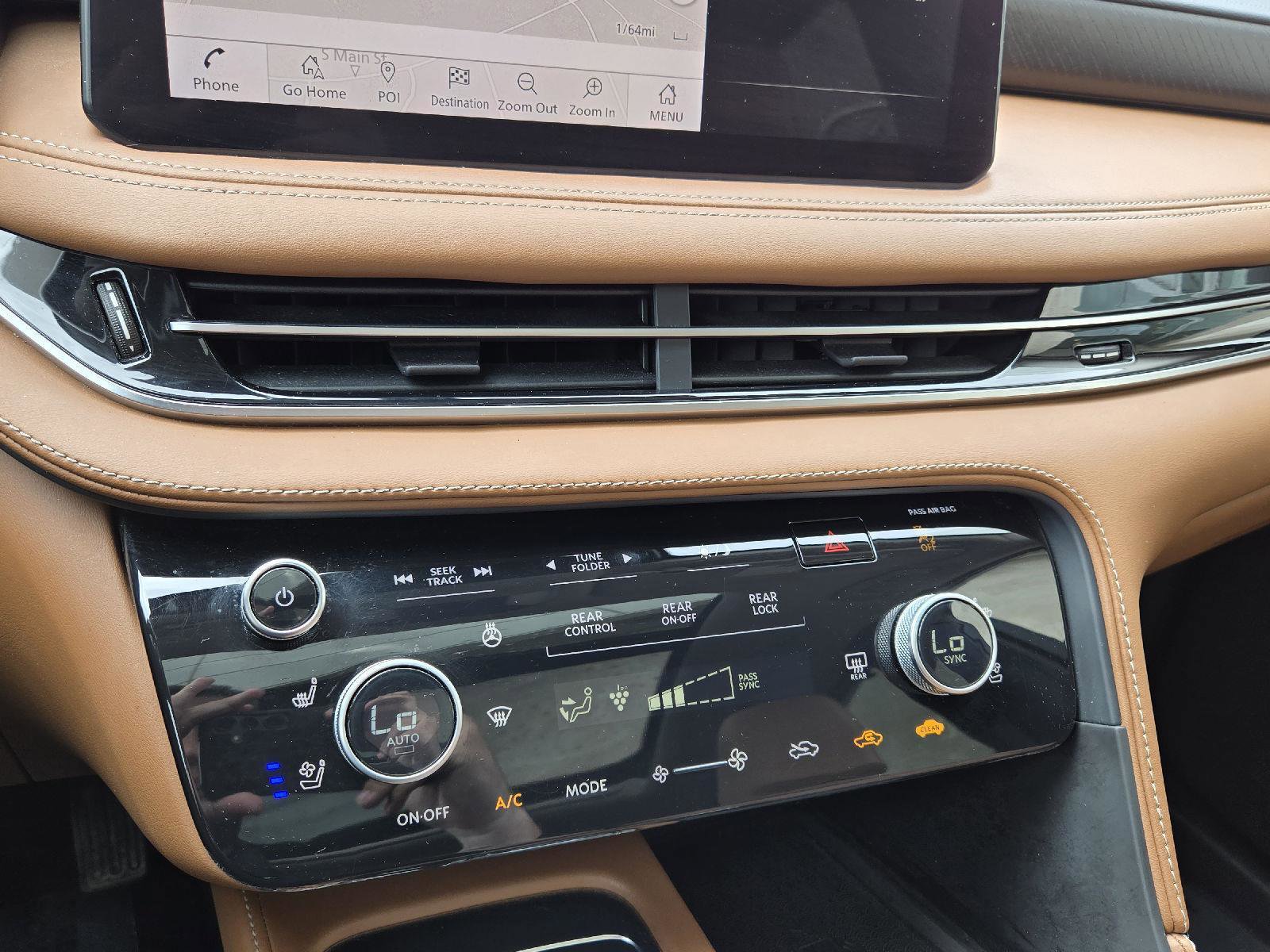 Certified 2023 INFINITI QX60 Sensory w/ Vision Package image 28