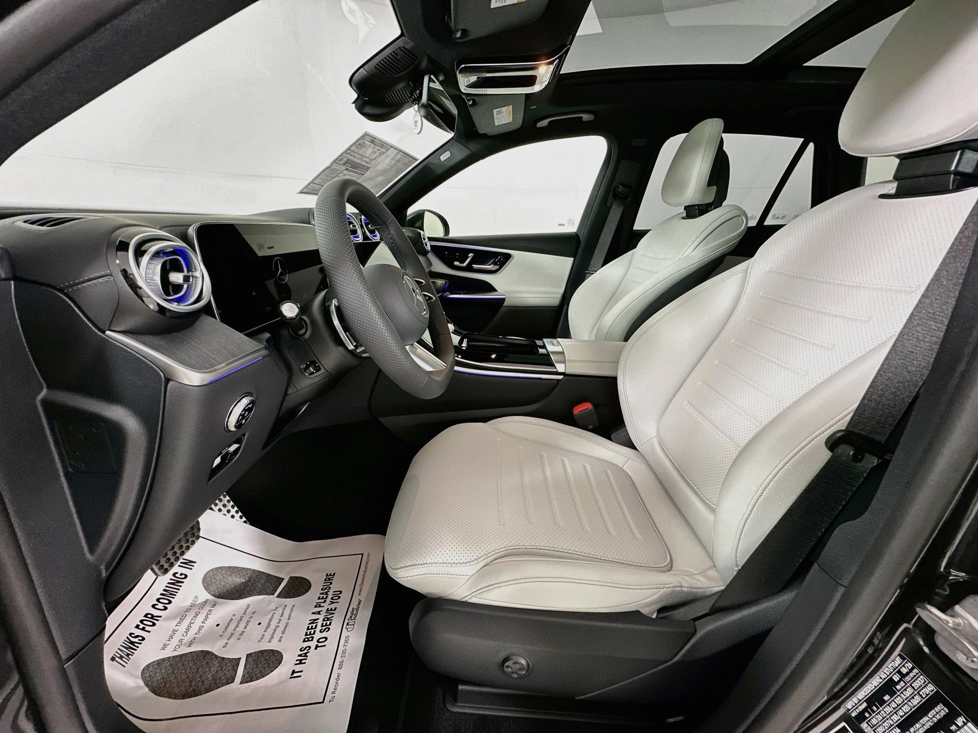 New 2027 Mercedes-Benz GLC 300 4MATIC image 23