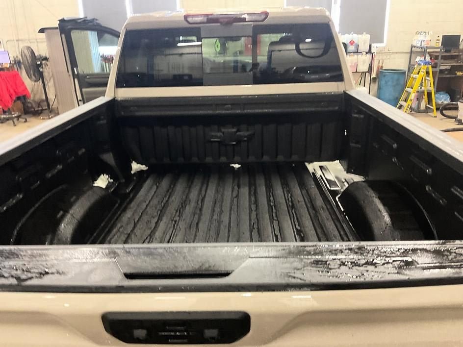 New 2026 Chevrolet Silverado 2500 ZR2 w/ LPO, Dark Essentials Package image 15