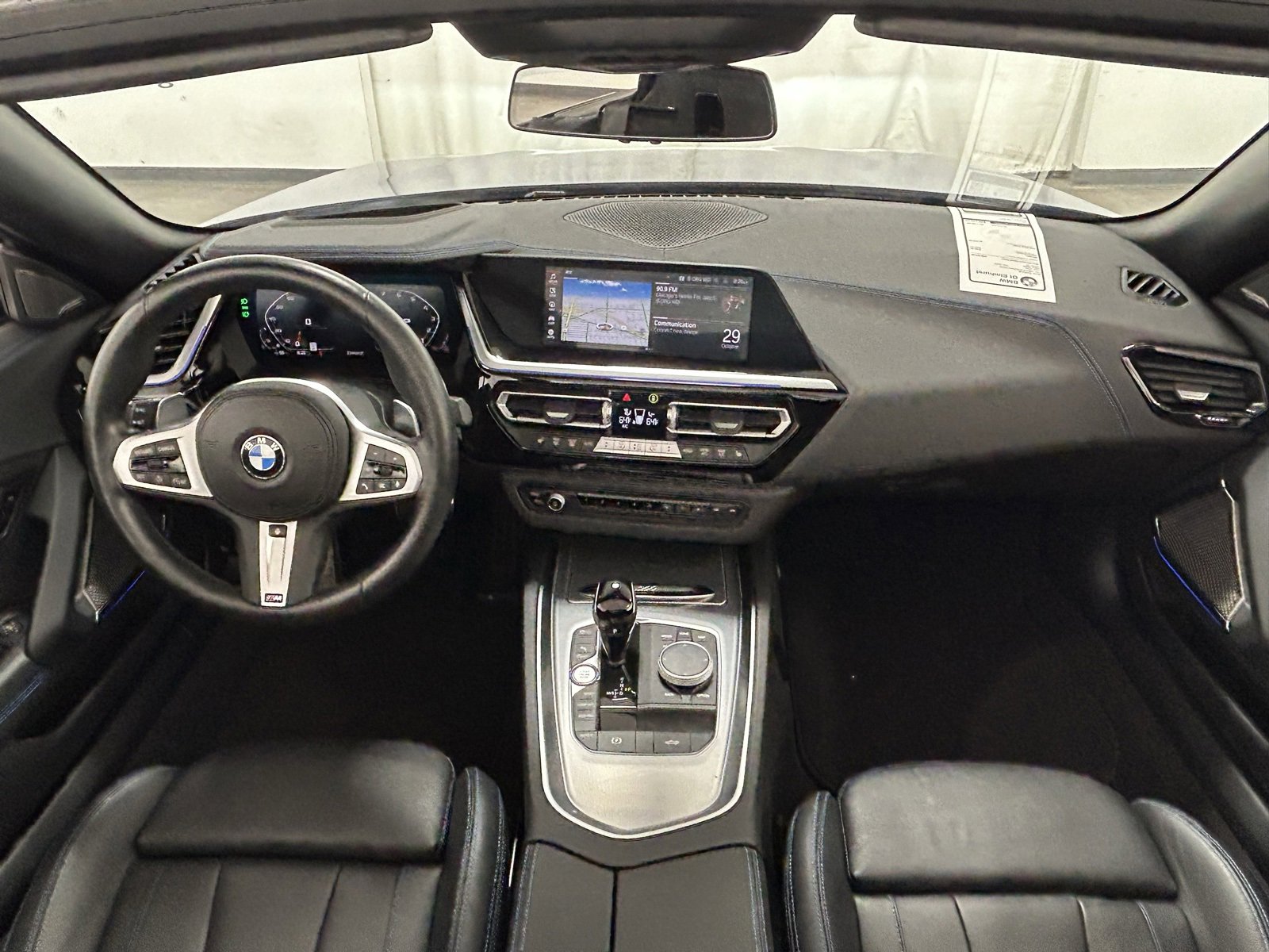 Used 2023 BMW Z4 M40i w/ Premium Package image 8