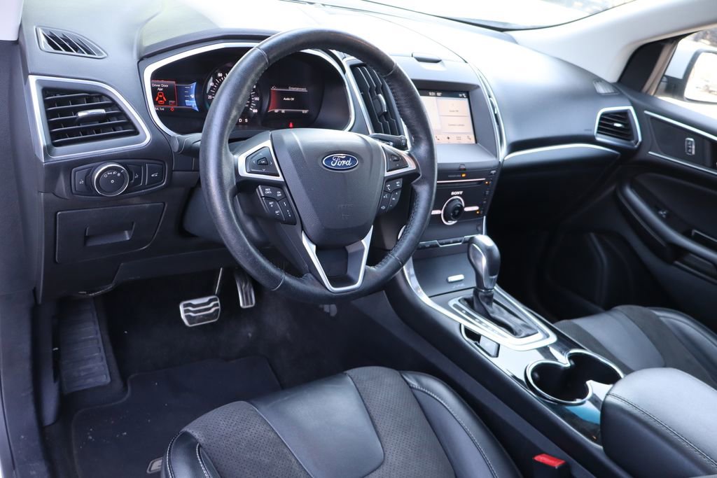 Used 2016 Ford Edge Sport w/ Technology Package AWD/4WD image 6