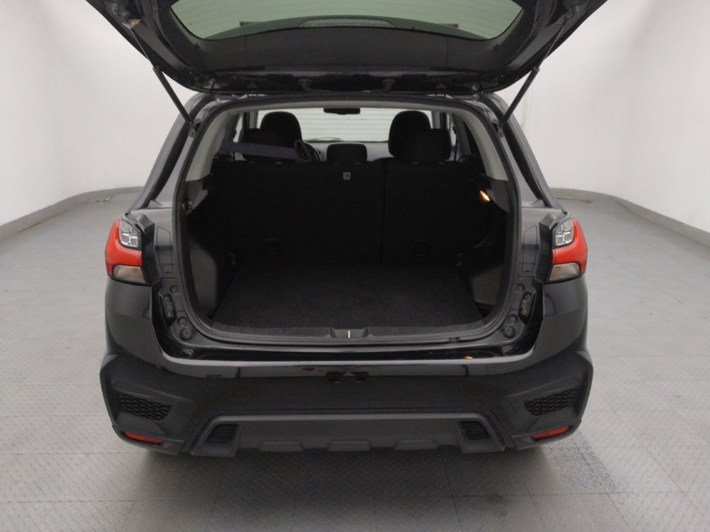 Used 2021 Mitsubishi Outlander Sport SE FWD image 29