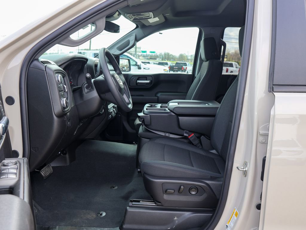 New 2026 GMC Sierra 1500 Pro w/ Graphite Edition image 6