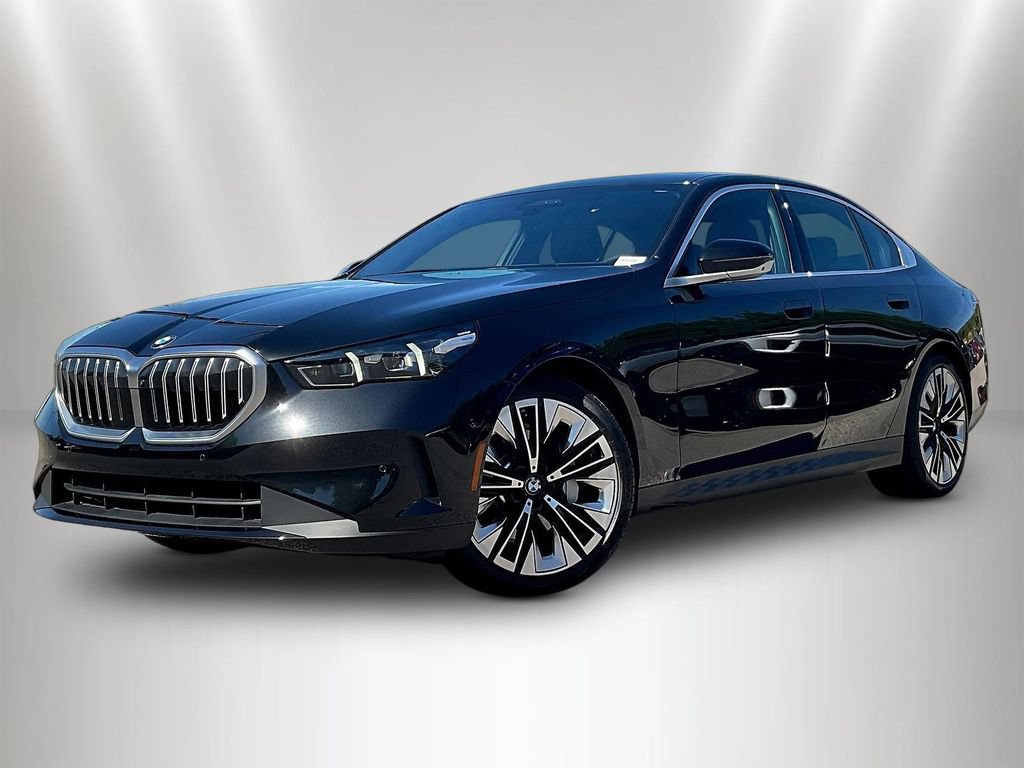 Used 2026 BMW 530i RWD image 3