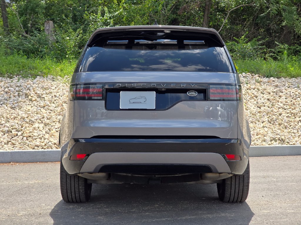 Used 2023 Land Rover Discovery S R-Dynamic AWD/4WD image 5