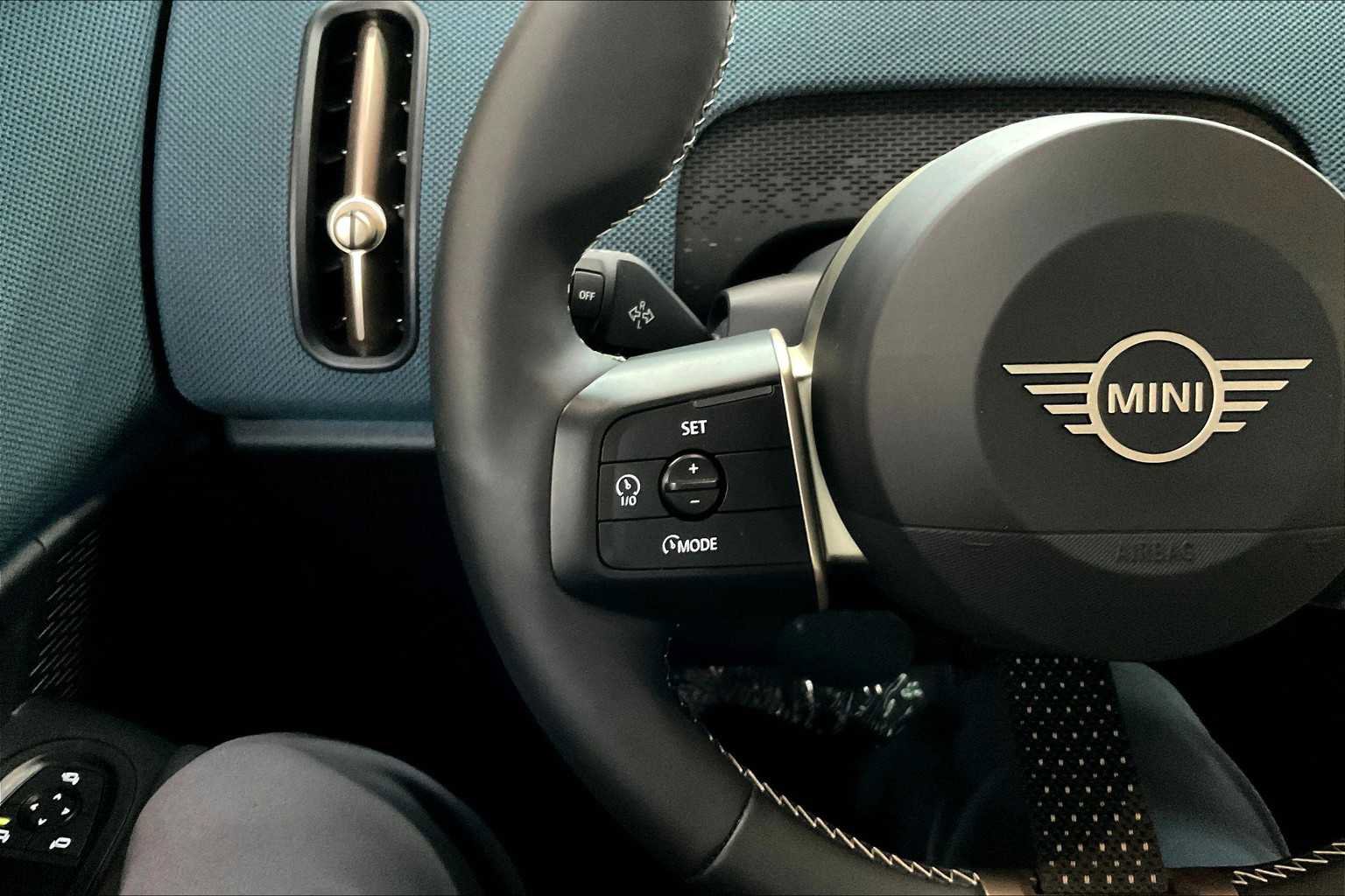 Used 2025 MINI Cooper Countryman SE image 21