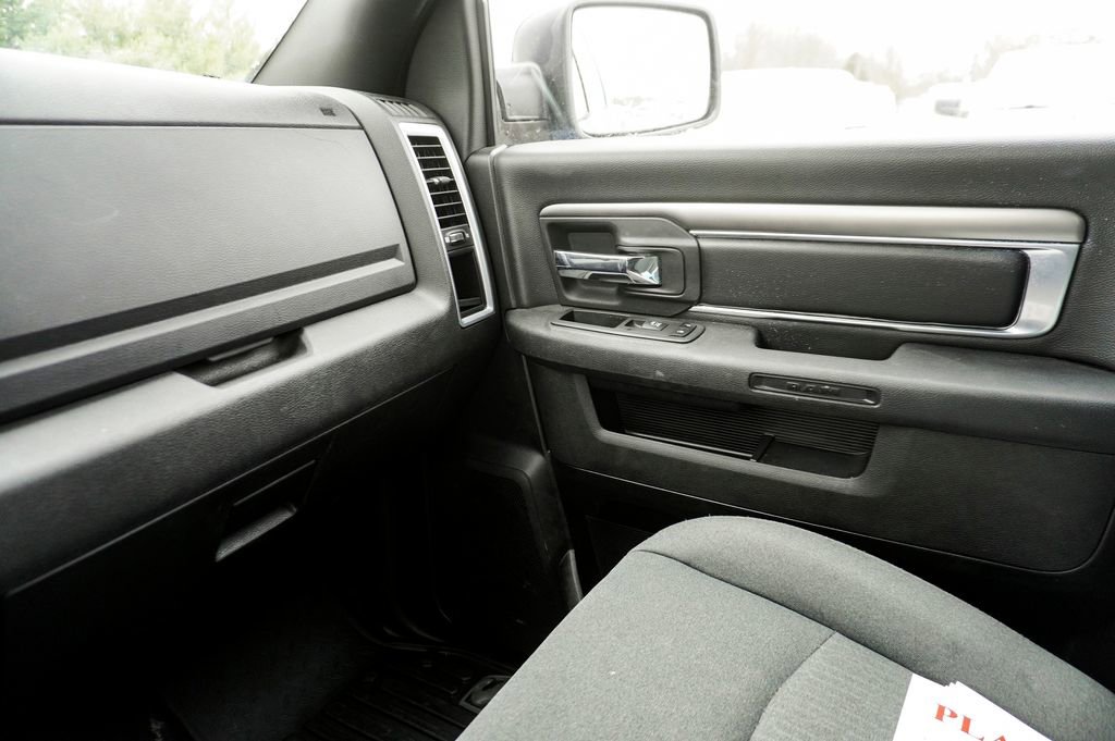 Used 2022 RAM 1500 Classic Warlock image 24