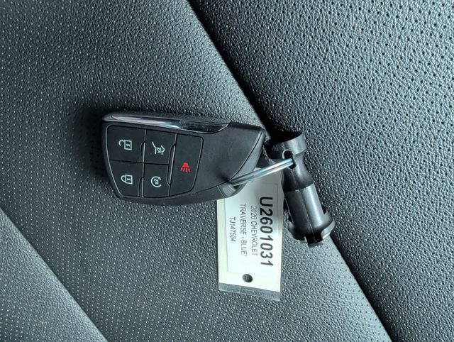 Used 2026 Chevrolet Traverse Z71 w/ LPO, Floor Liner Package AWD/4WD image 25