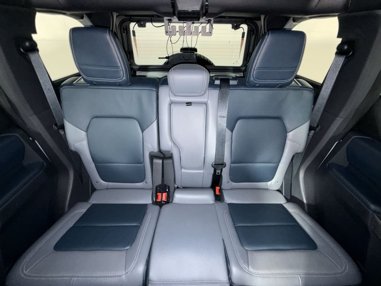 Used 2021 Ford Bronco First Edition AWD/4WD image 24