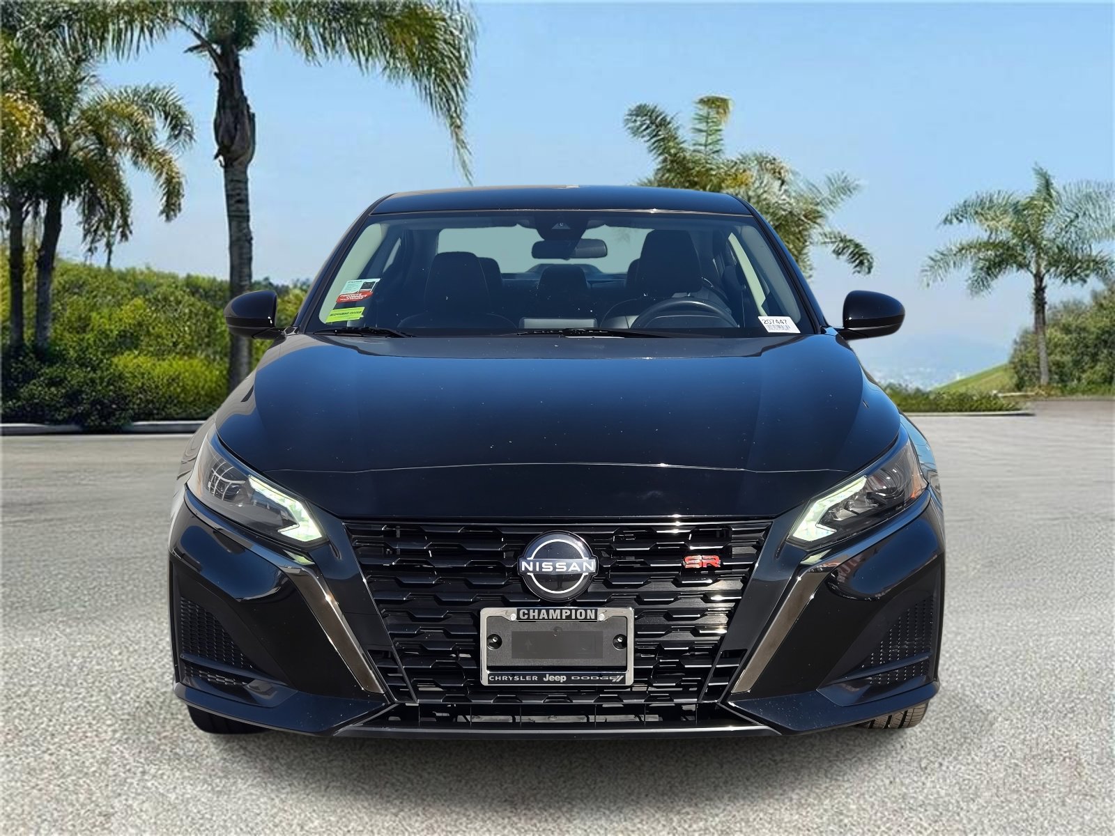 Used 2023 Nissan Altima 2.5 SR image 3