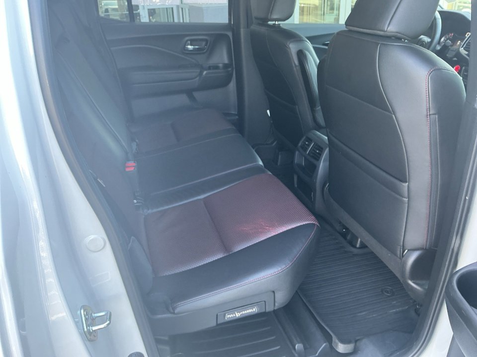 Used 2023 Honda Ridgeline Black Edition image 34
