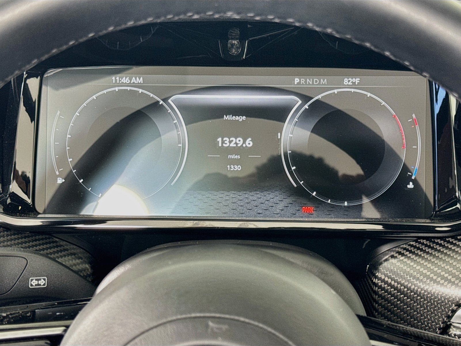 Used 2026 Aston Martin V8 Vantage S RWD image 13