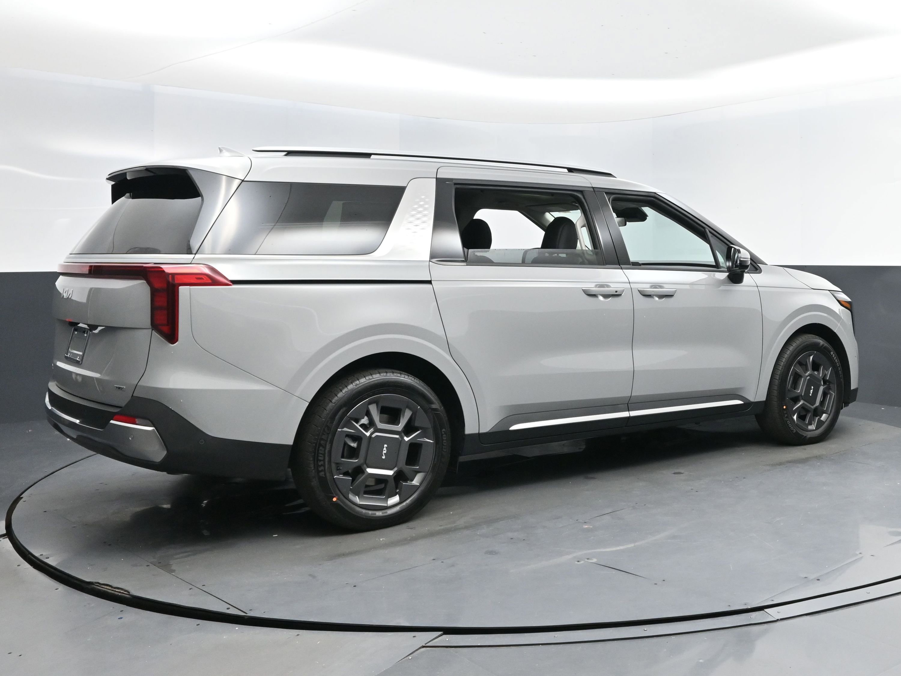 New 2026 Kia Carnival SX image 4
