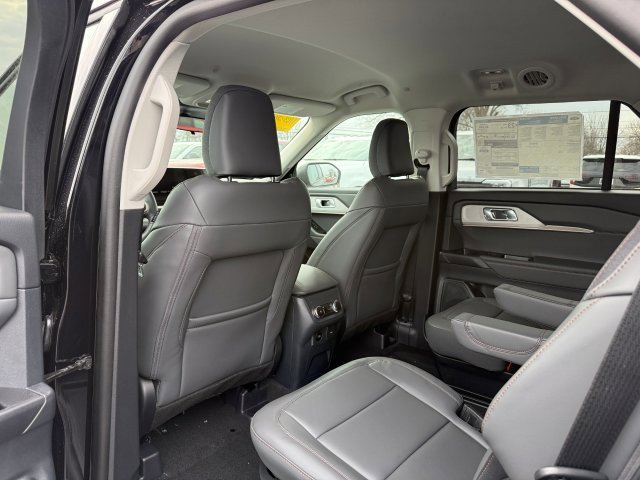 New 2026 Ford Explorer Active w/ Active Comfort Package AWD/4WD image 16