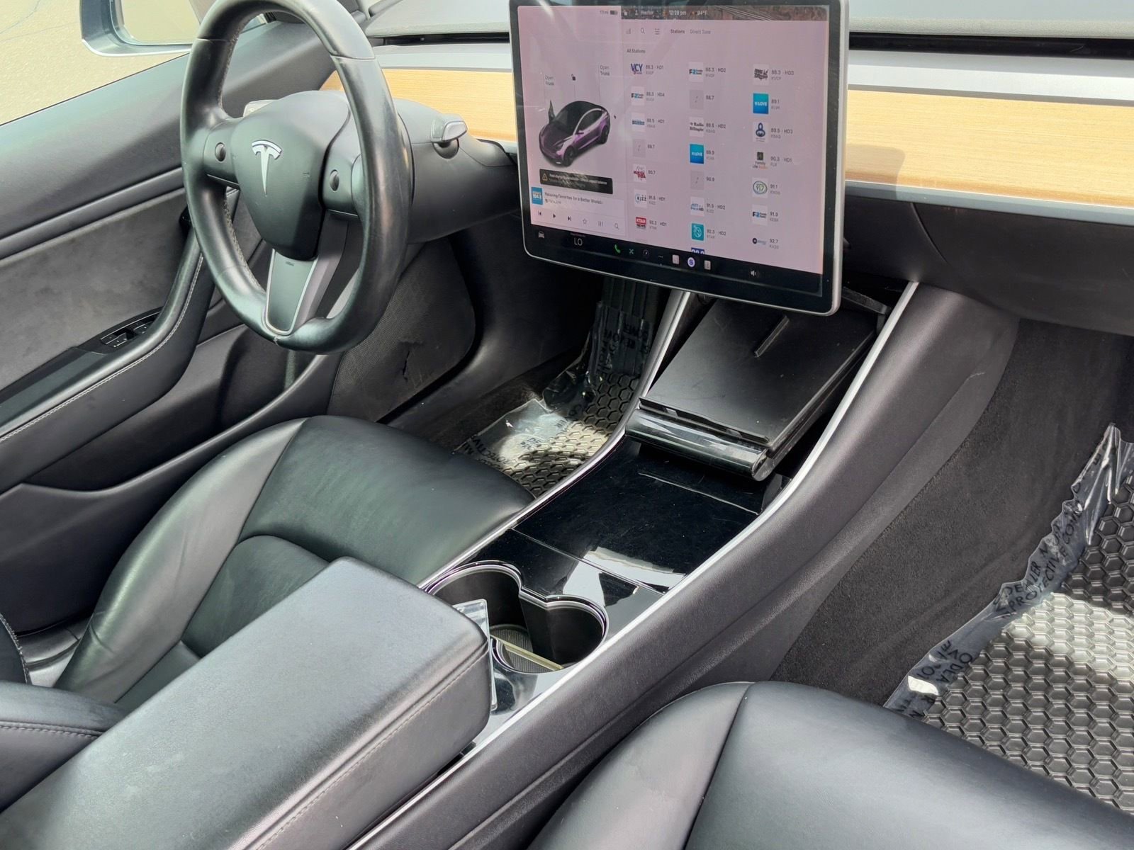 Used 2019 Tesla Model 3 Standard Range Plus RWD image 9